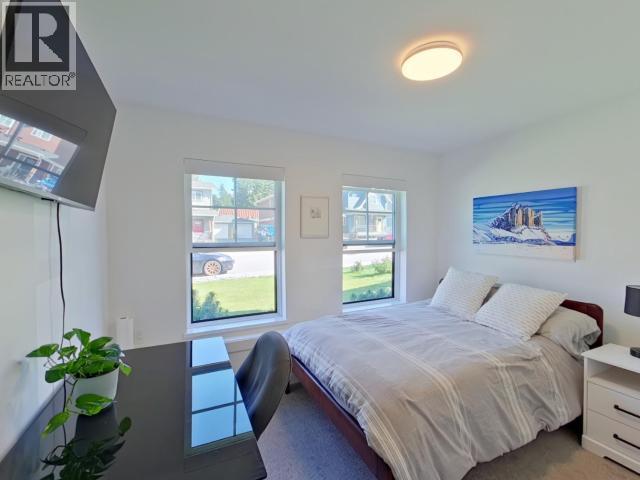 7295 EDGEHILL CRESCENT - Image 38