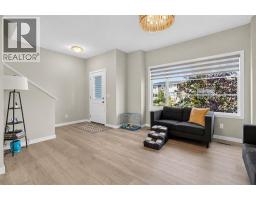 1079 Lanark Boulevard SE - photo 6