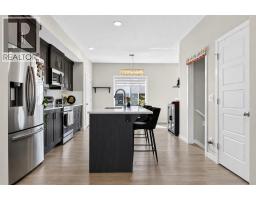 1079 Lanark Boulevard SE - photo 9