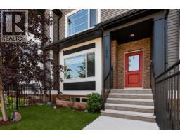 1079 Lanark Boulevard SE - photo 3