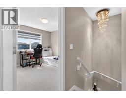 1079 Lanark Boulevard SE - photo 19
