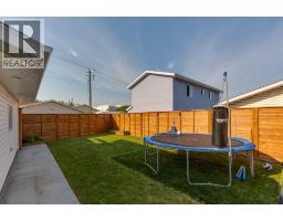 12 Rundleson Way NE - photo 33