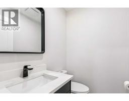 12 Rundleson Way NE - photo 17
