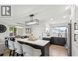 12 Rundleson Way NE - photo 11