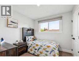 12 Rundleson Way NE - photo 18