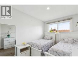 12 Rundleson Way NE - photo 20
