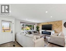 12 Rundleson Way NE - photo 4