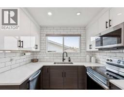 12 Rundleson Way NE - photo 12