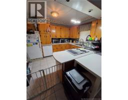 Kitchen - 15 Willett Street, Moncton, NB E1C8A2 Photo 11