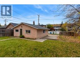 4407 Bowness Road Nw, Calgary, AB T3B0A7 Photo 36