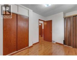 4407 Bowness Road Nw, Calgary, AB T3B0A7 Photo 27