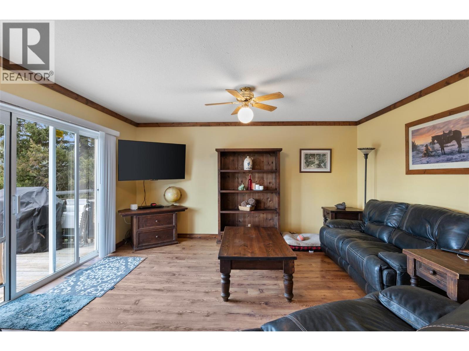 5809 Beech Road, Merritt - Image 1