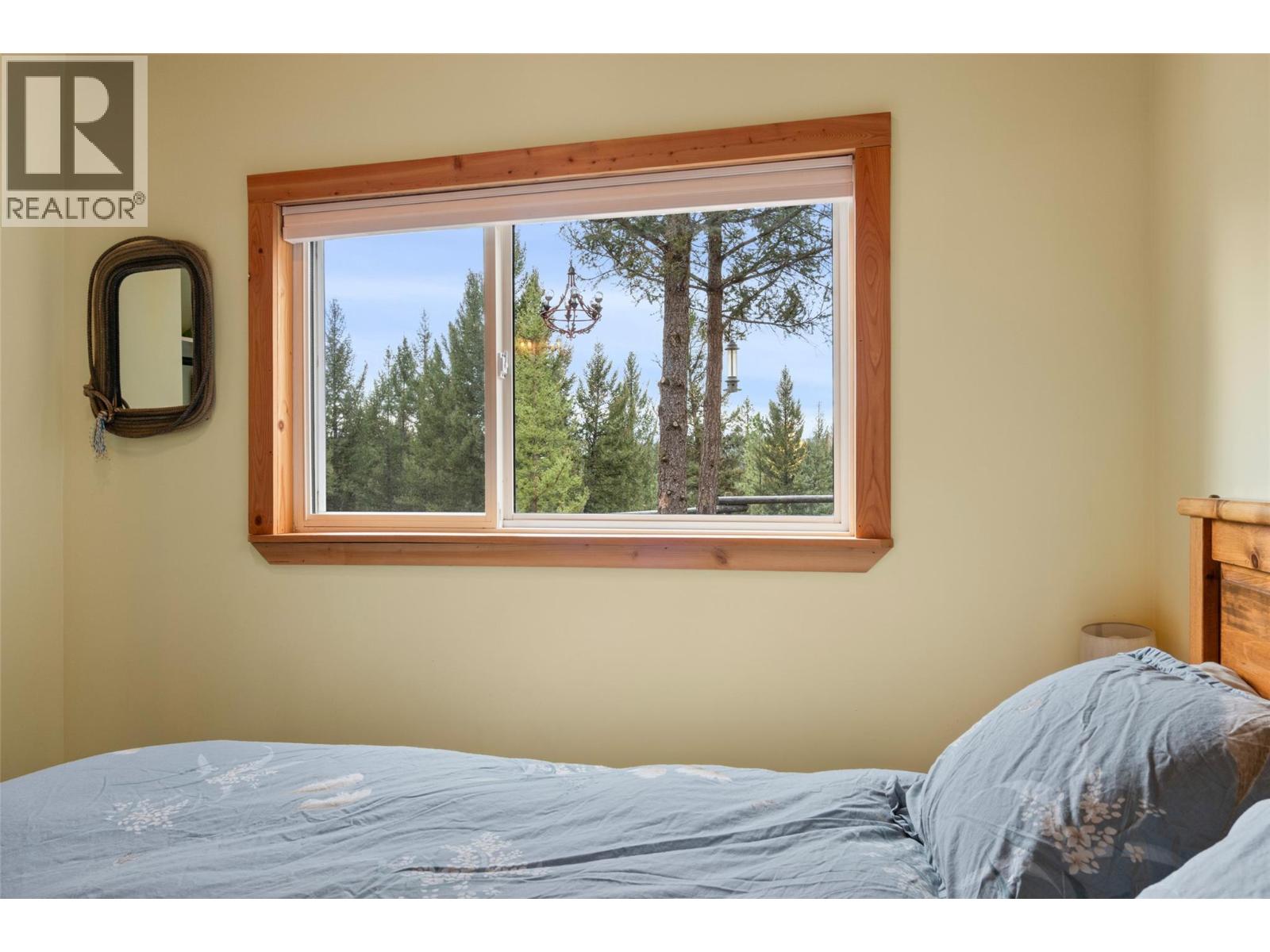 5809 Beech Road, Merritt - Image 1
