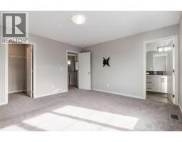 Primary Bedroom - 34 Midtown Crossing Sw, Airdrie, AB T4B5H1 Photo 15