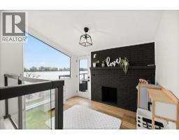 8678 Riverside Drive, Windsor, ON N8S1E9 Photo 34
