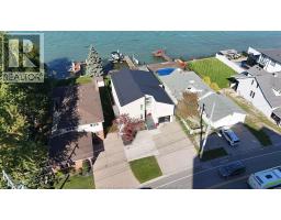 8678 Riverside Drive, Windsor, ON N8S1E9 Photo 44