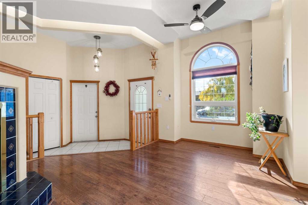 Listing photo – 4638 52 Avenue S, Bentley