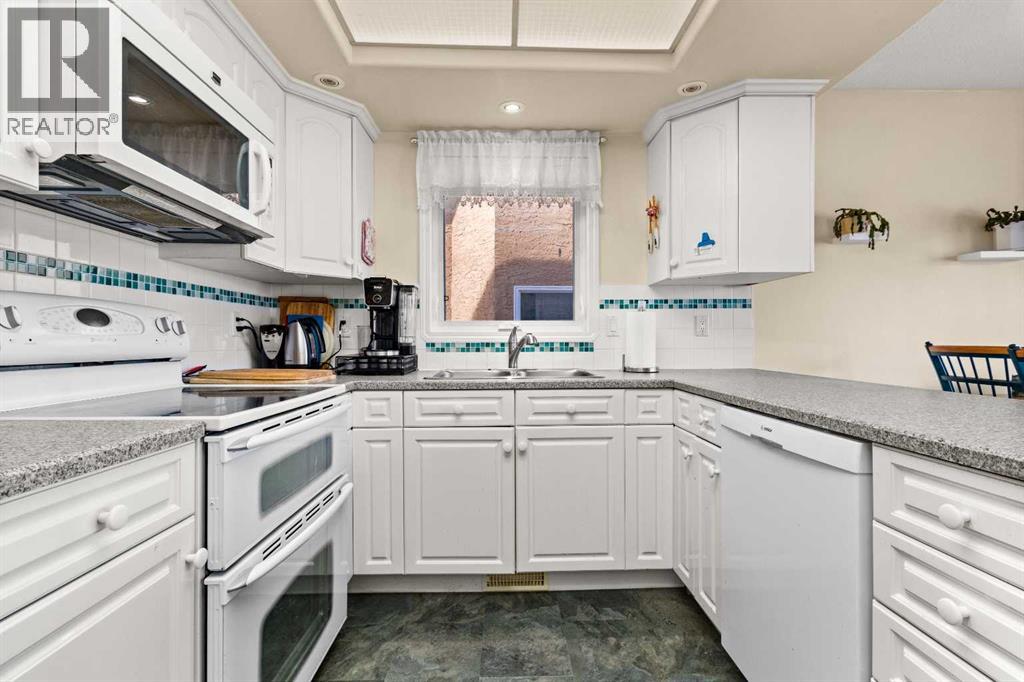 Listing photo – 4638 52 Avenue S, Bentley