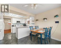 Family room - 4638 52 Avenue S, Bentley, AB T0C0J0 Photo 11