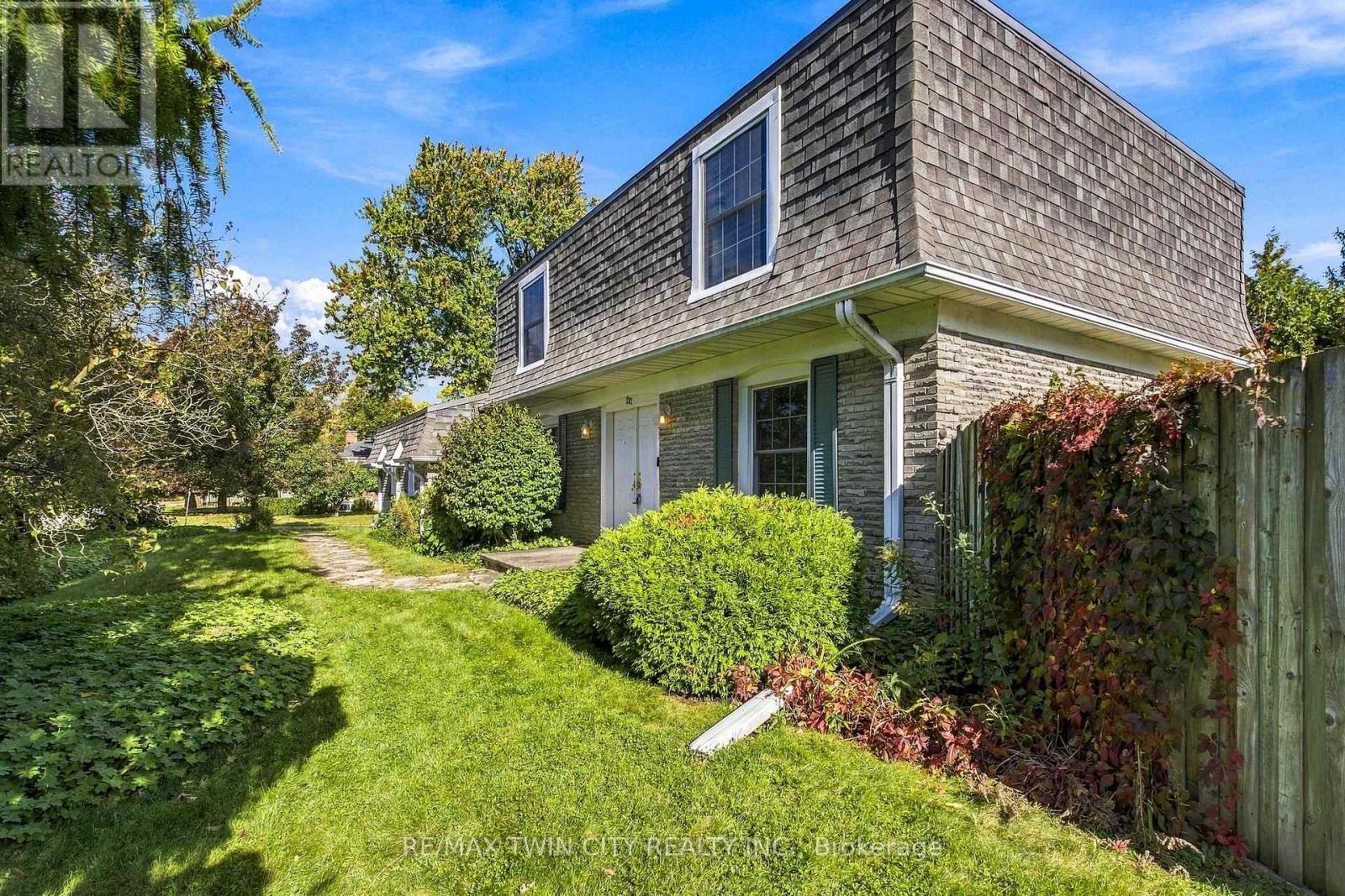 287 Blue Heron Ridge, Cambridge, ON photo 4