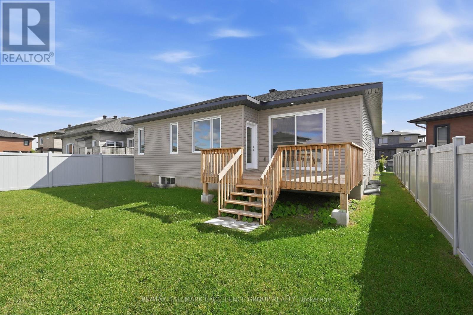 1345 DIAMOND STREET - Image 40