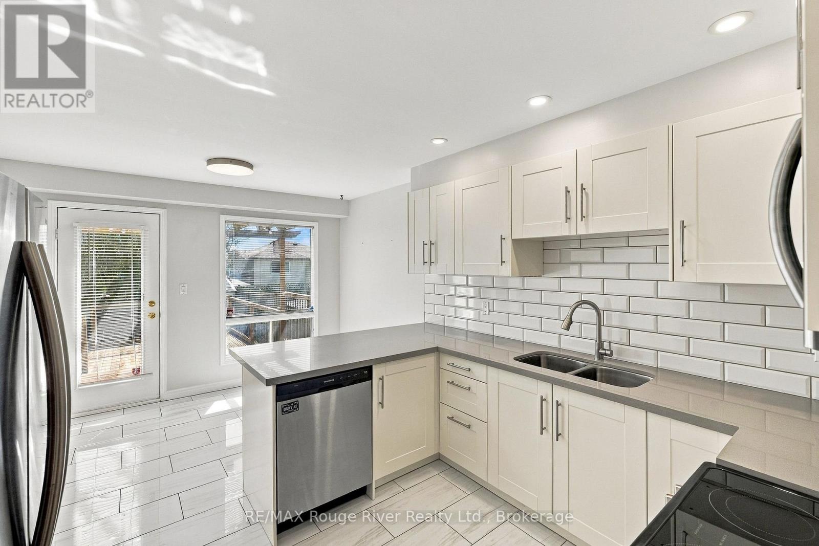 95 B CONCESSION STREET E - Image 6