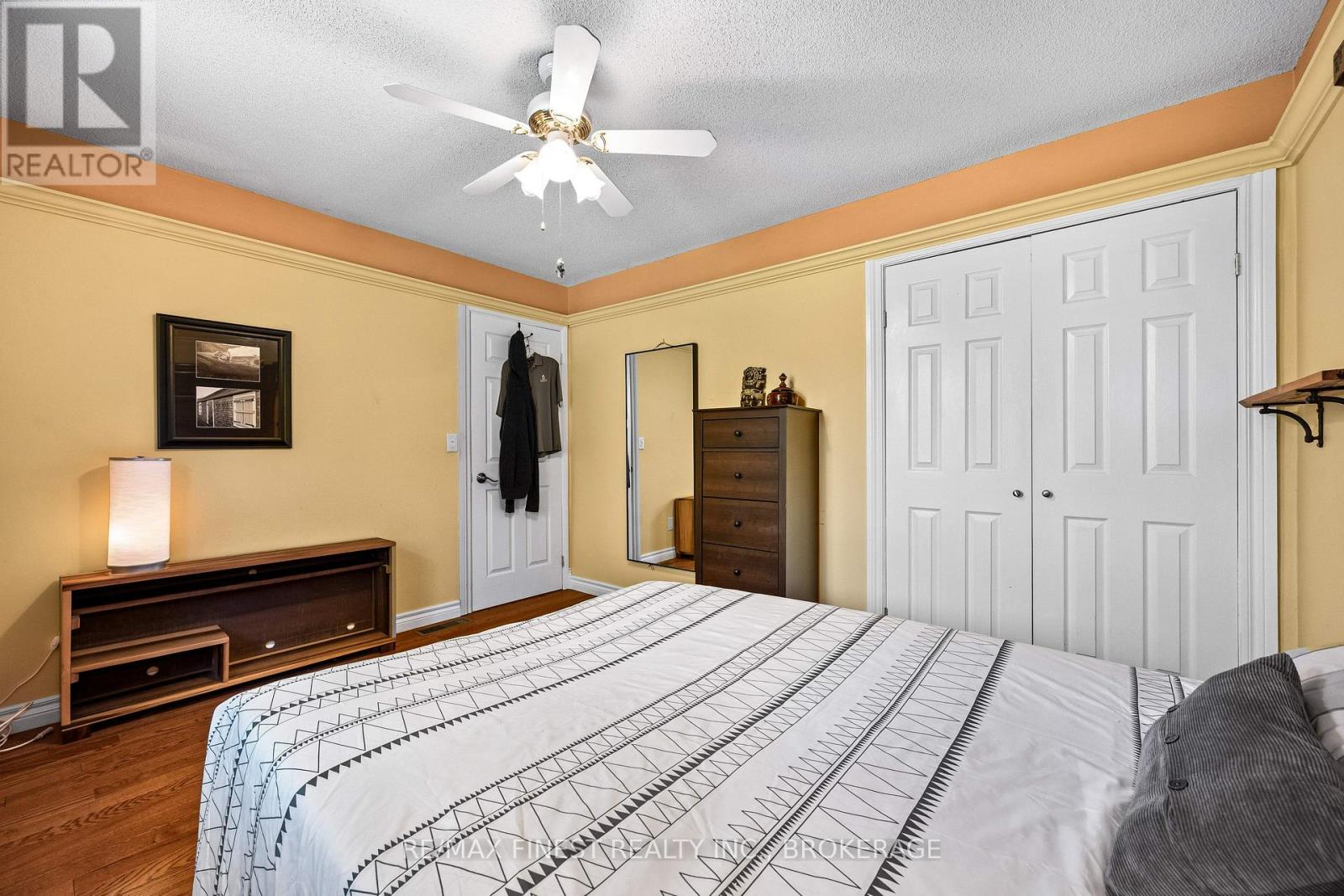 2032 VALLEYVIEW DRIVE - Image 30