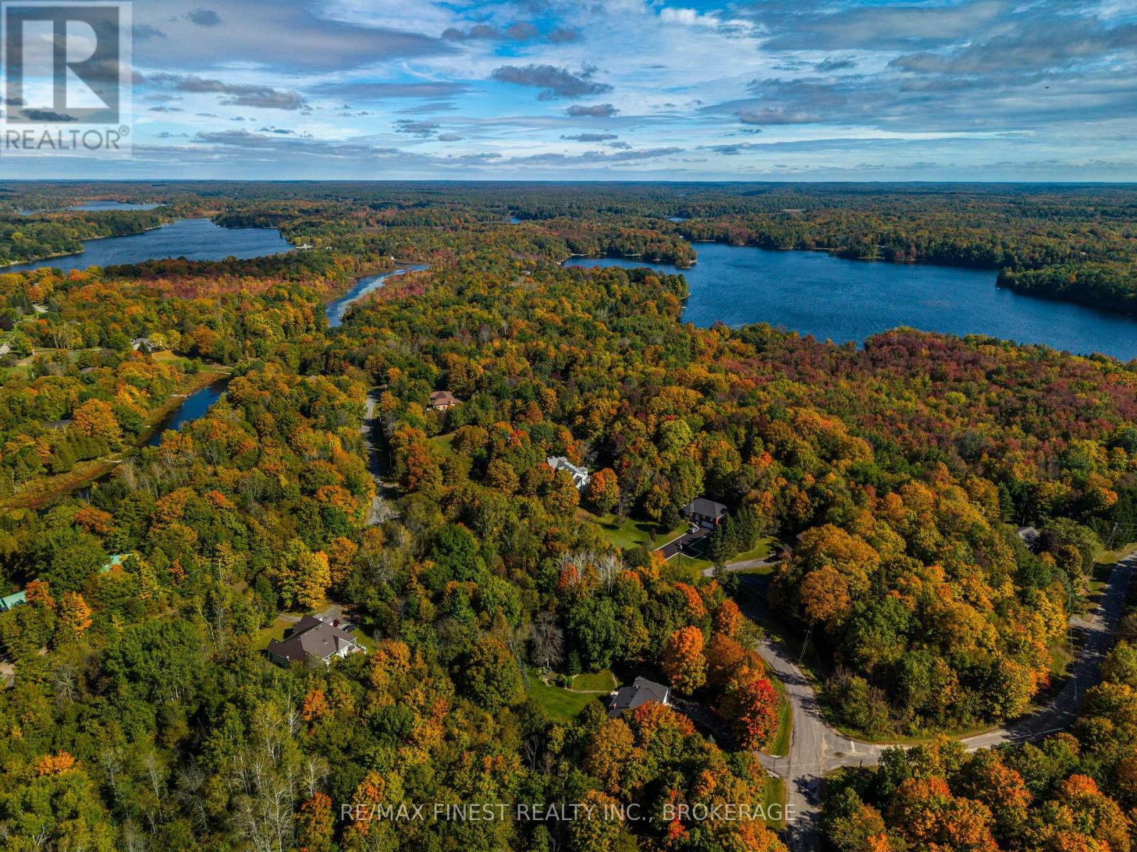 2032 VALLEYVIEW DRIVE - Image 46