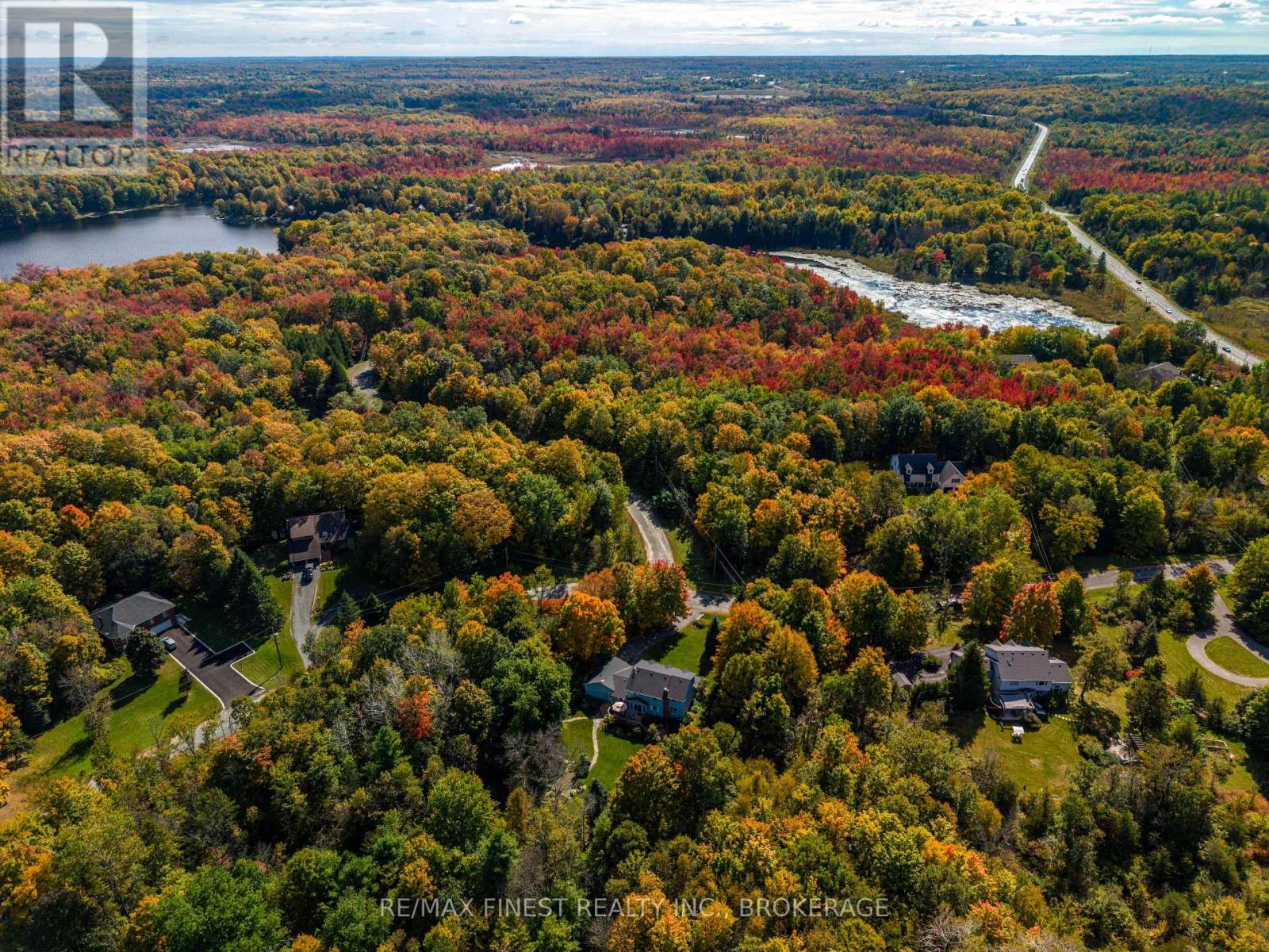 2032 VALLEYVIEW DRIVE - Image 47