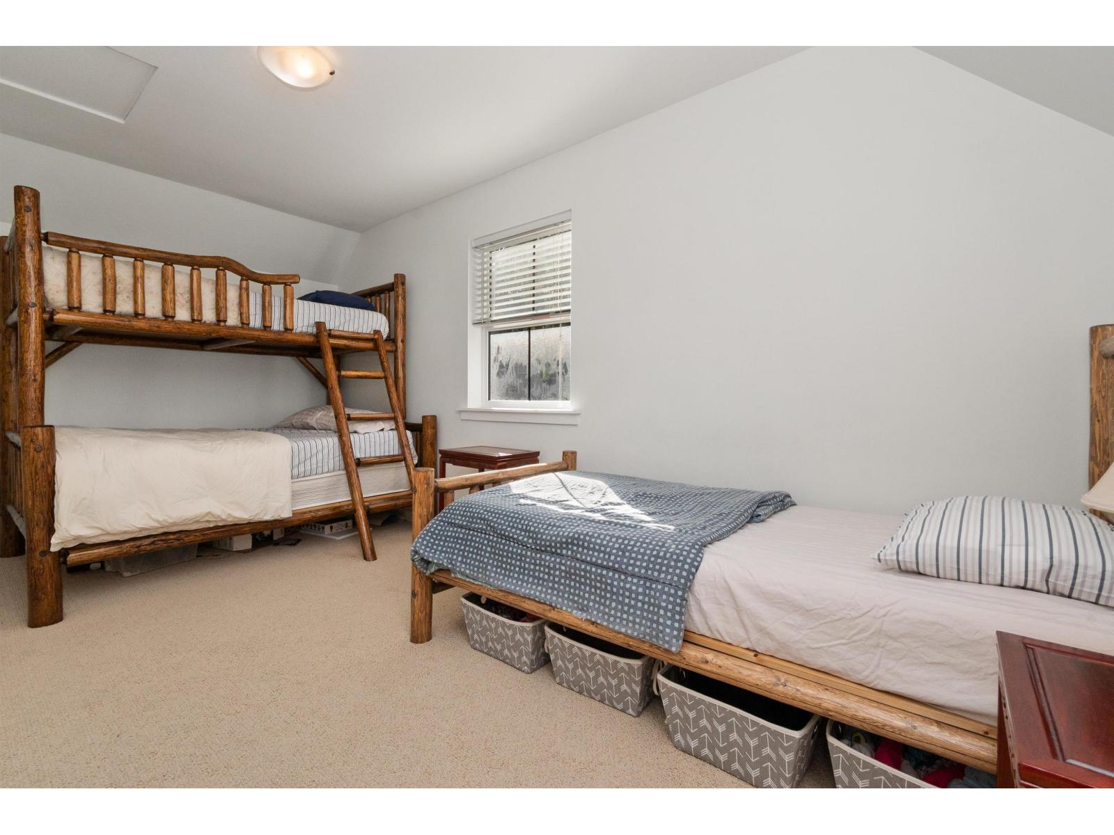 Photo of 1825 MOSSY GREEN WAY, Cultus Lake South 22