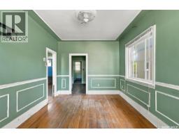 1224 B Avenue N, Saskatoon, SK S7L1G3 Photo 10