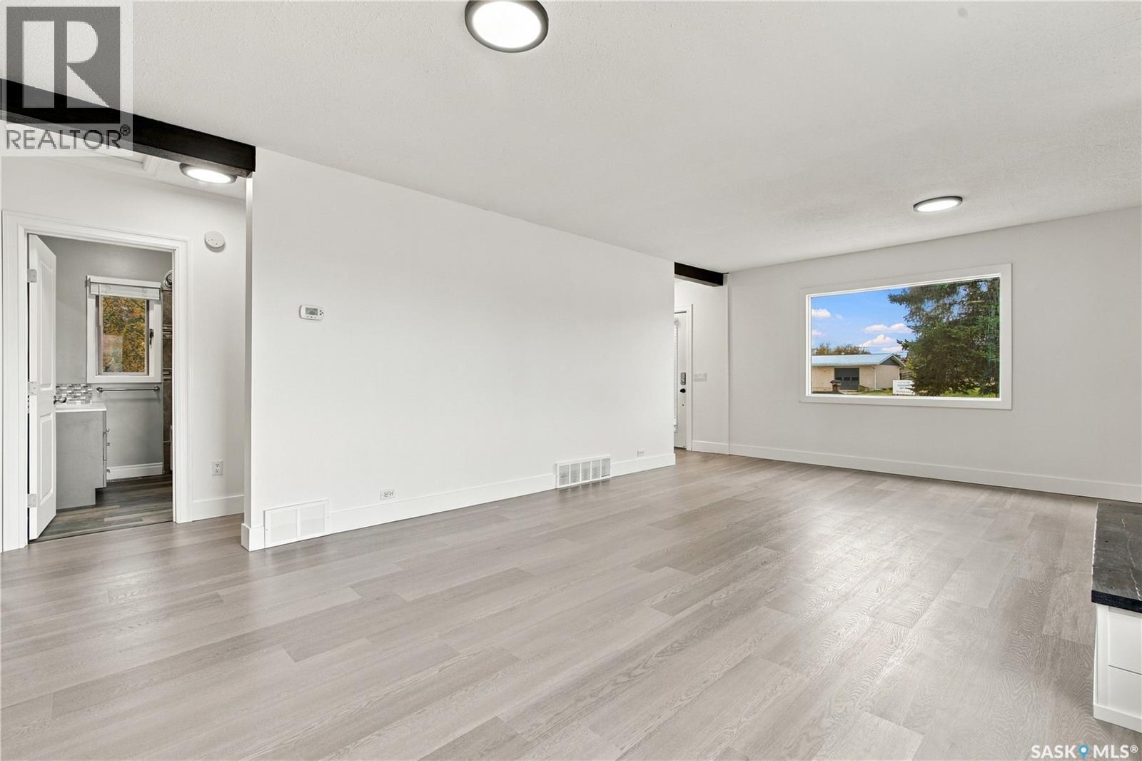 220 Main STREET, Pierceland — photo 11
