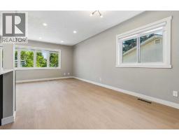 4319 19 Street NW - photo 27