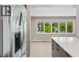 4319 19 Street NW - photo 29