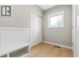 4319 19 Street NW - photo 32
