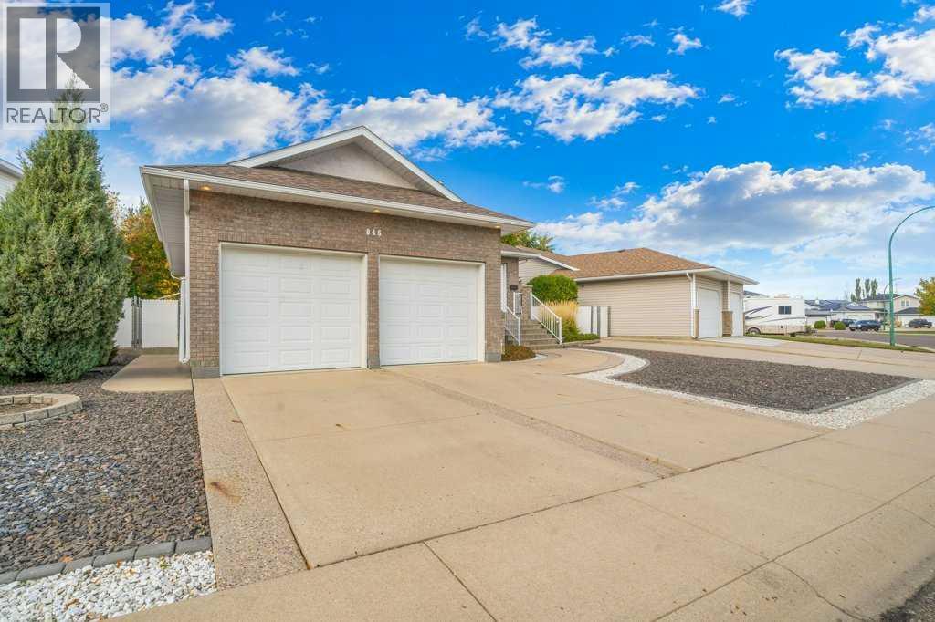 846 Spruce Way SE, Medicine Hat Alberta