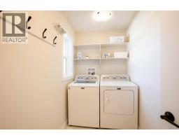 107 Vancouver Crescent, Red Deer, AB T4R0P3 Photo 33