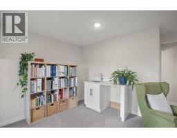 107 Vancouver Crescent, Red Deer, AB T4R0P3 Photo 38