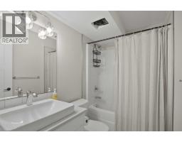 107 Vancouver Crescent, Red Deer, AB T4R0P3 Photo 39