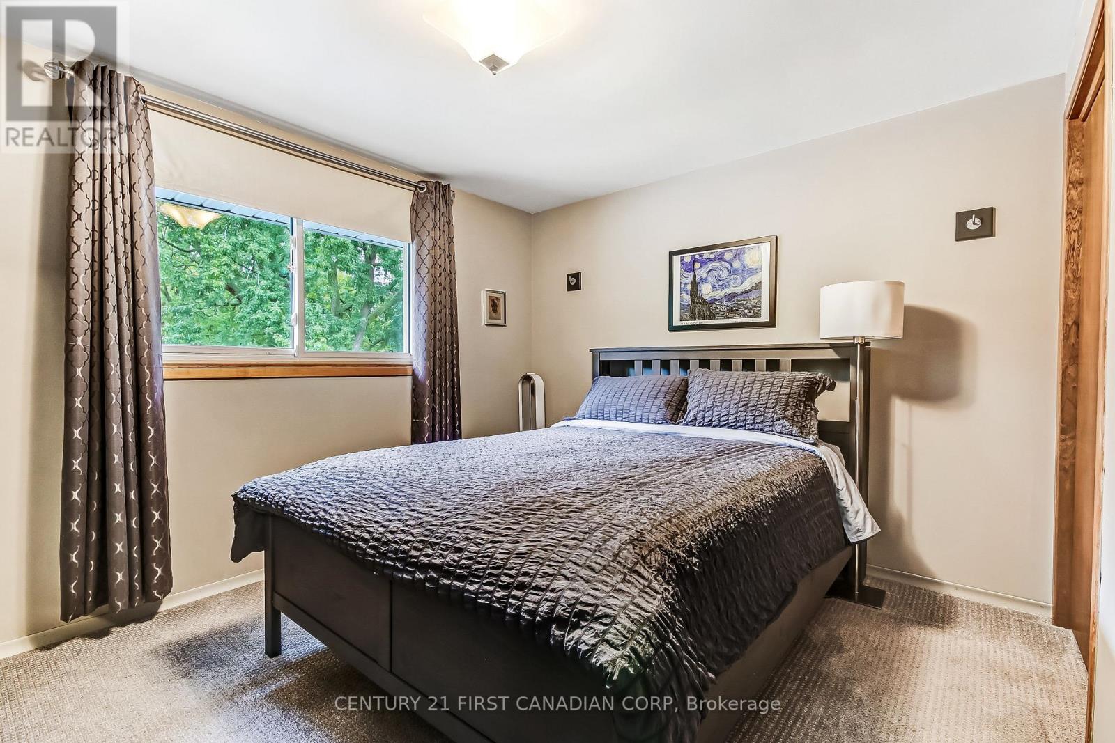 94 NICHOLAS CRESCENT - Image 13