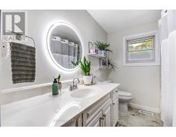 Laundry room - 94 Nicholas Crescent, London South, ON N6E2E9 Photo 11
