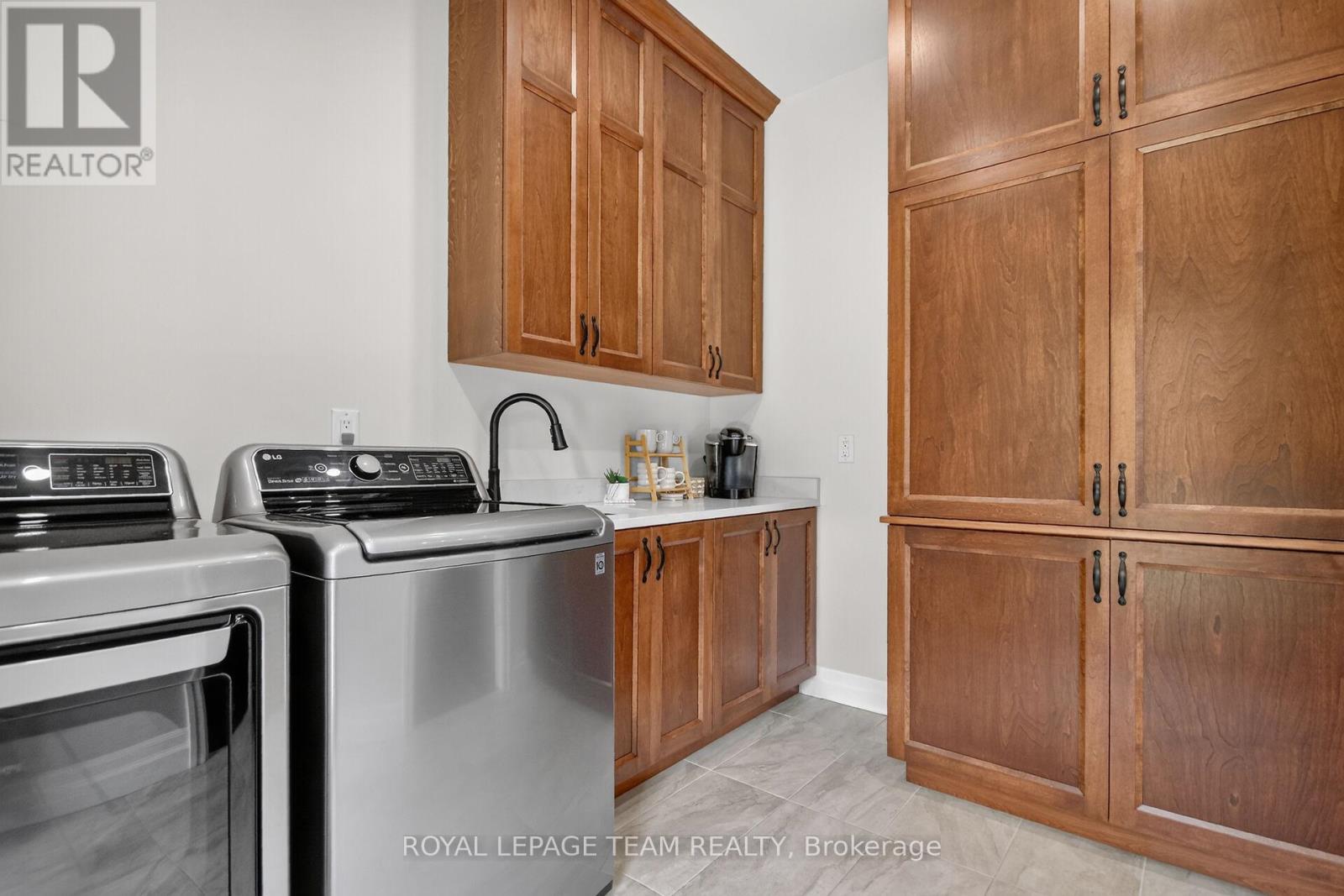 181 HAROLD JONES WAY - Image 22
