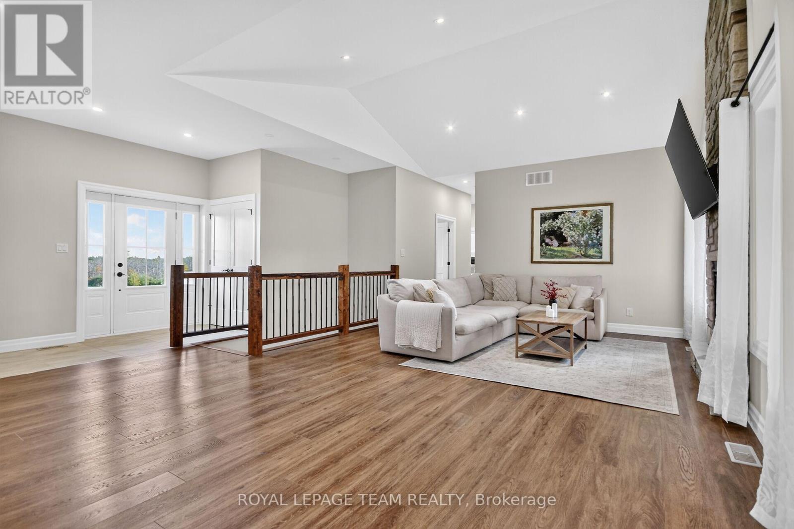 181 HAROLD JONES WAY - Image 8