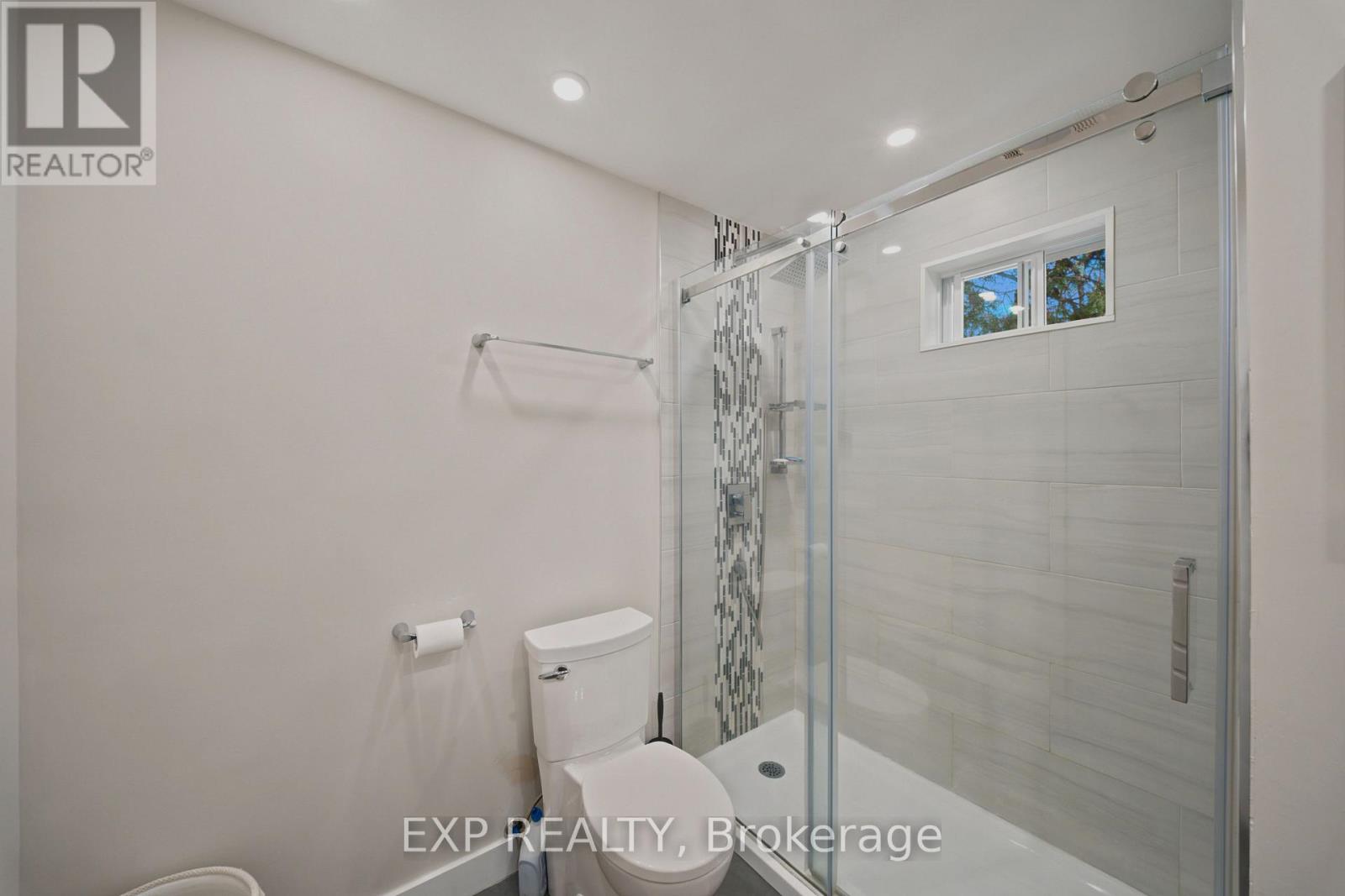 46 AVONLEA ROAD - Image 16