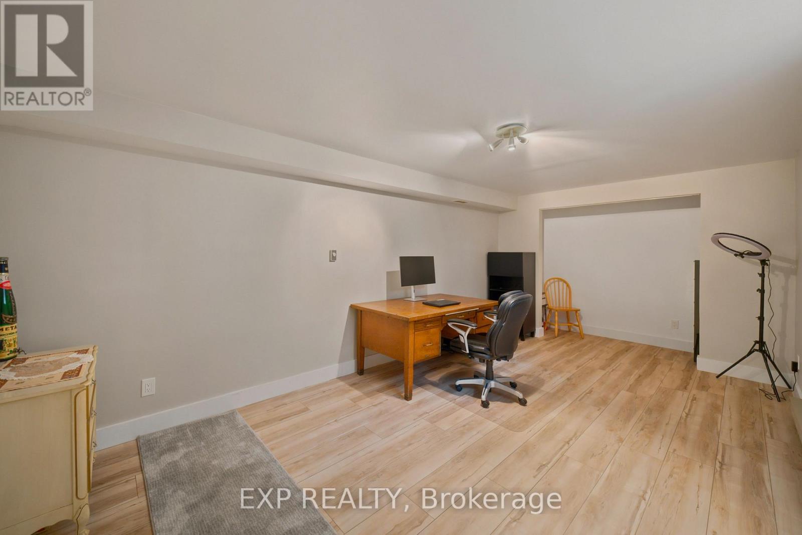 46 AVONLEA ROAD - Image 38