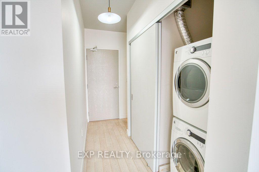224 Lyon Street North — photo 21