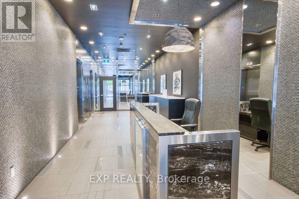 224 Lyon Street North — photo 24