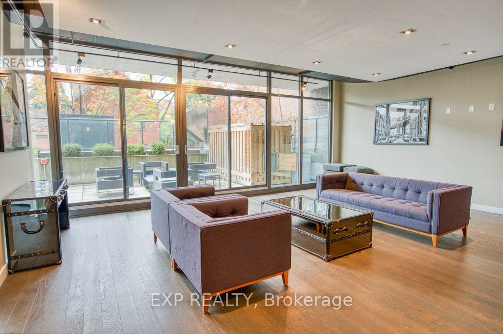 224 Lyon Street North — photo 29