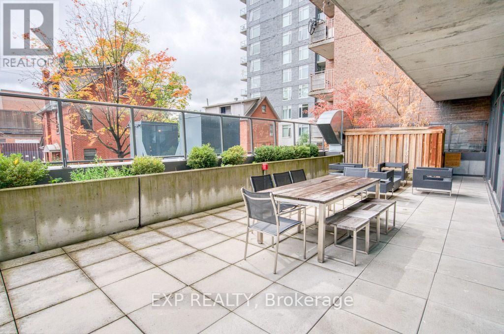 224 Lyon Street North — photo 42
