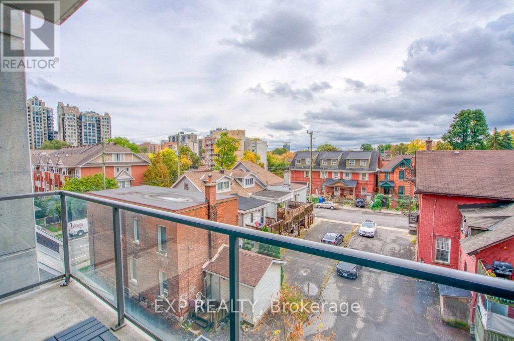224 Lyon Street North — photo 46
